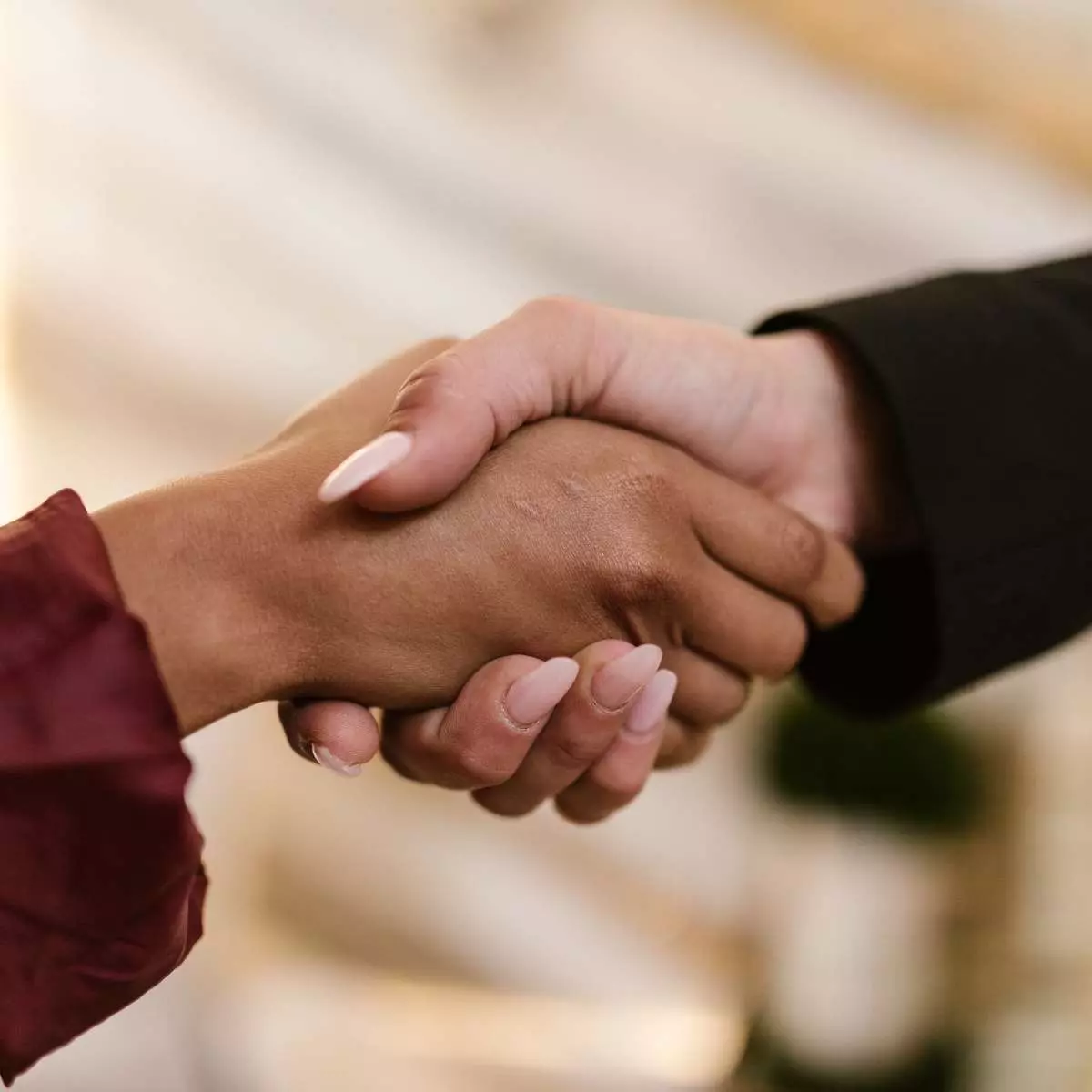 Lakukan Negosiasi Penaksiran Barang dengan Cerdas