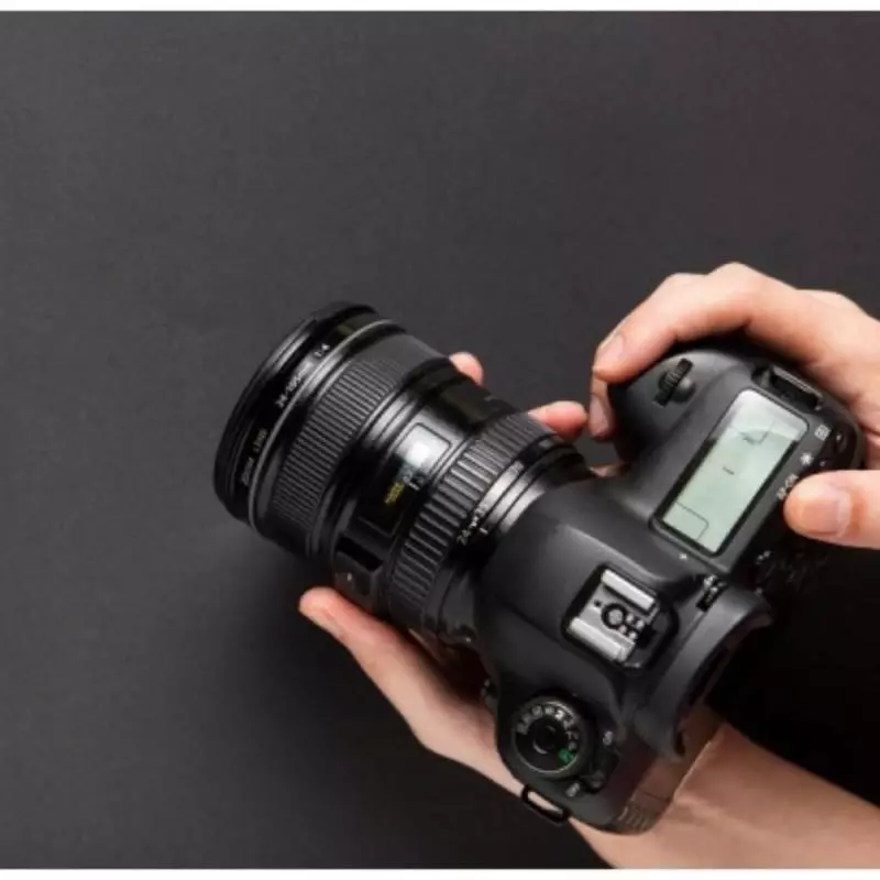 Gadai Kamera DSLR dan Mirrorless